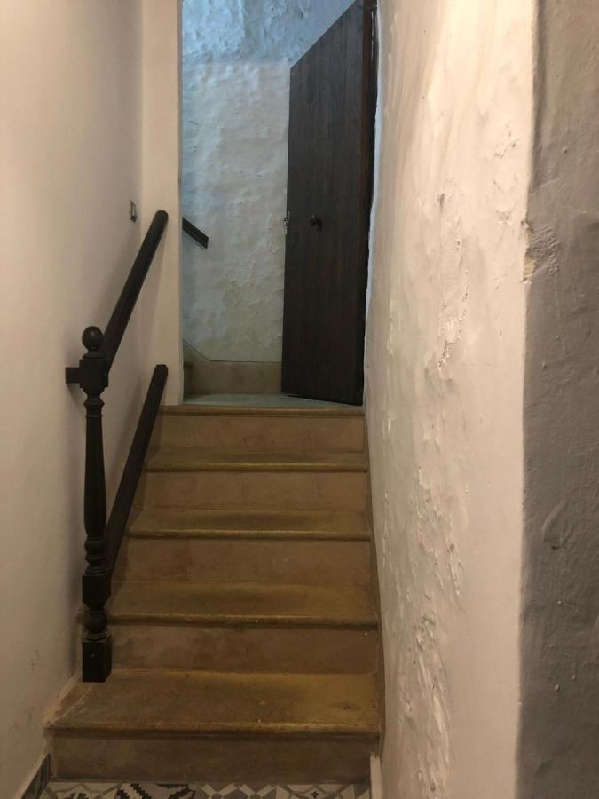 Stadthaus Mitten Im Kuenstlerviertel Von Arta Mit Zwei Wohnungen Eksteriør bilde
